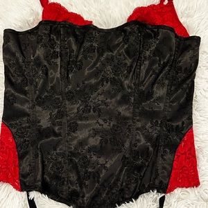 GUC Fredericks of Hollywood Blk/Red Corset with built in sz 38